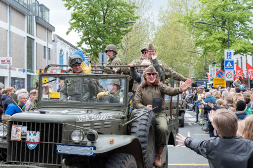 Bevrijdingsdag-op-de-Gijsbrecht-met-Konvooi-gooi-bevrijd